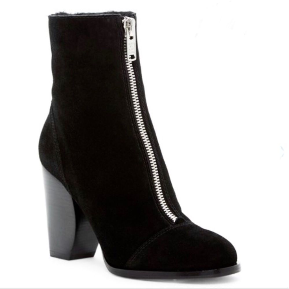Marc Jacobs black suede shearling lined half moon boots booties 39
